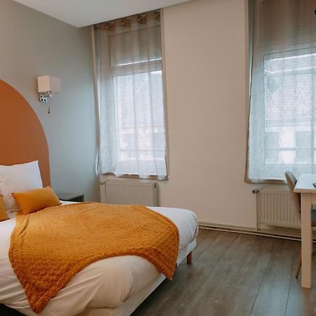 Le Royal Hotel Saint-Pol-sur-Ternoise Zewnętrze zdjęcie