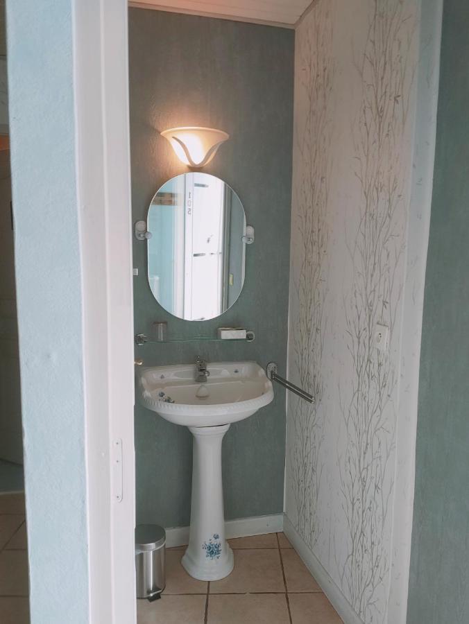 Le Royal Hotel Saint-Pol-sur-Ternoise Zewnętrze zdjęcie
