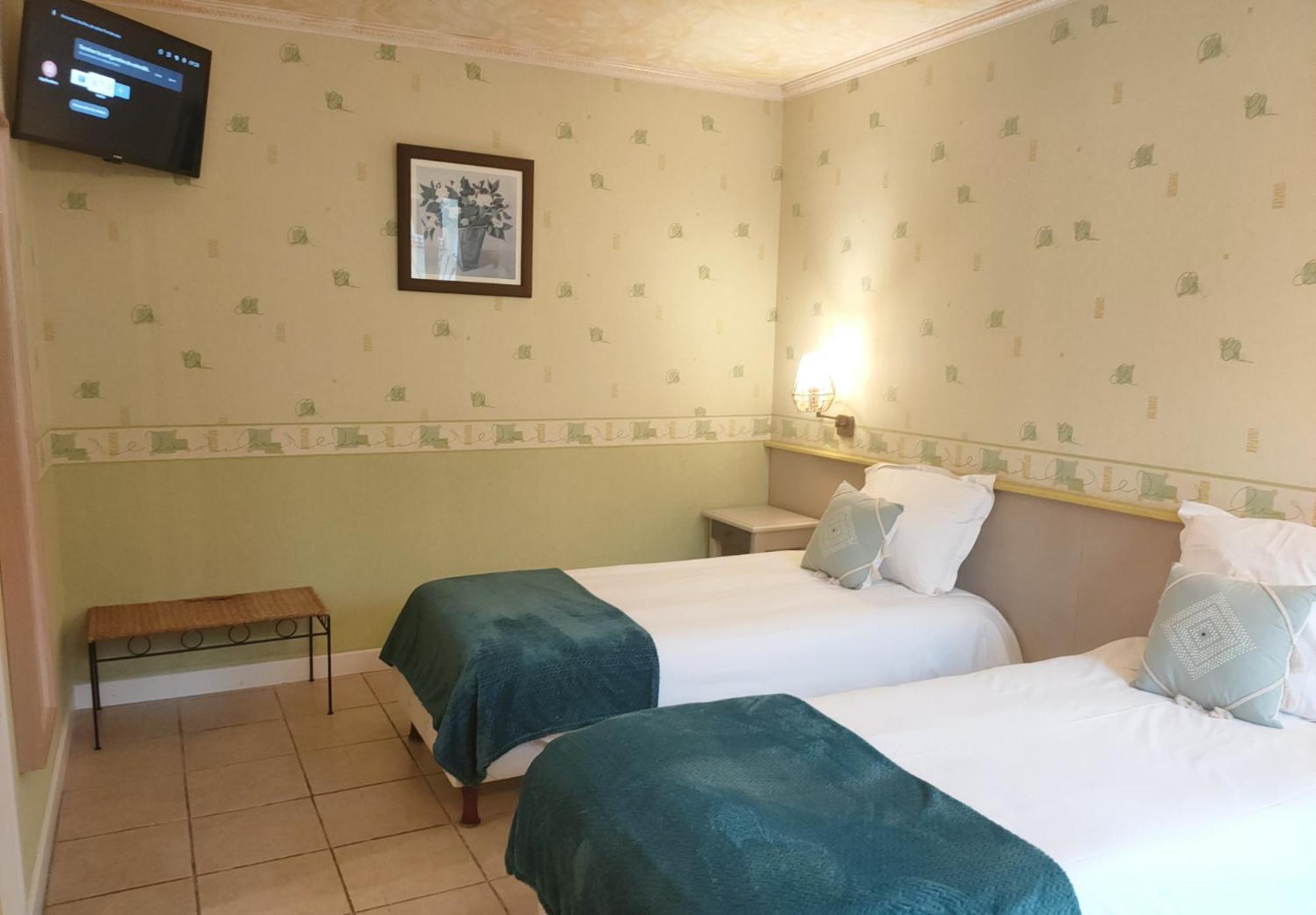 Le Royal Hotel Saint-Pol-sur-Ternoise Zewnętrze zdjęcie