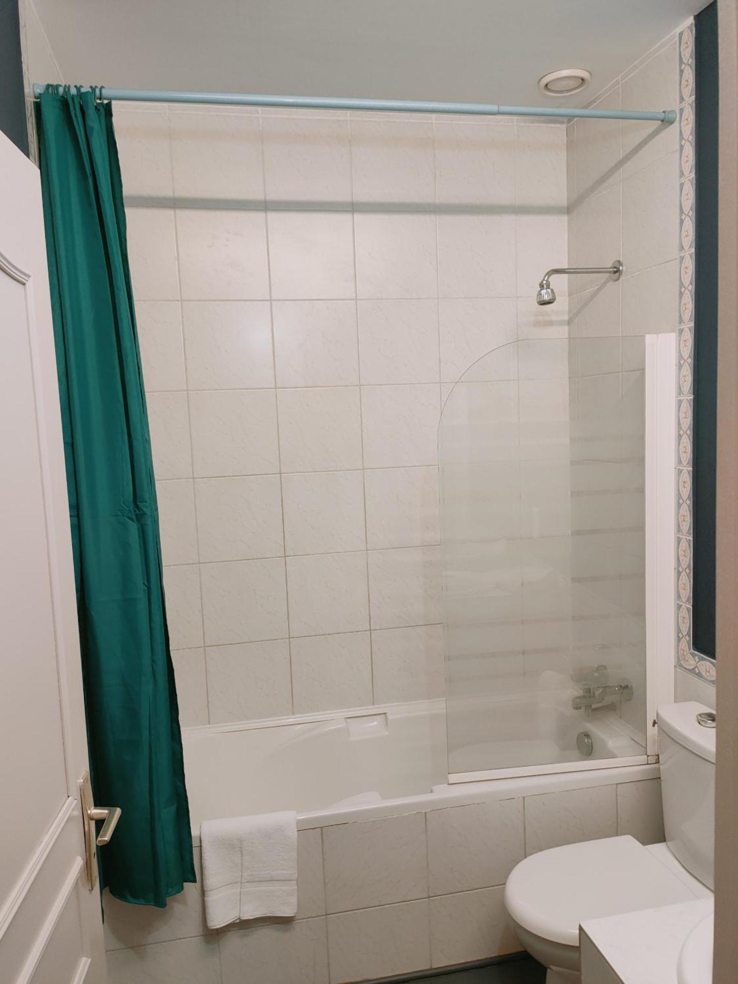 Le Royal Hotel Saint-Pol-sur-Ternoise Zewnętrze zdjęcie