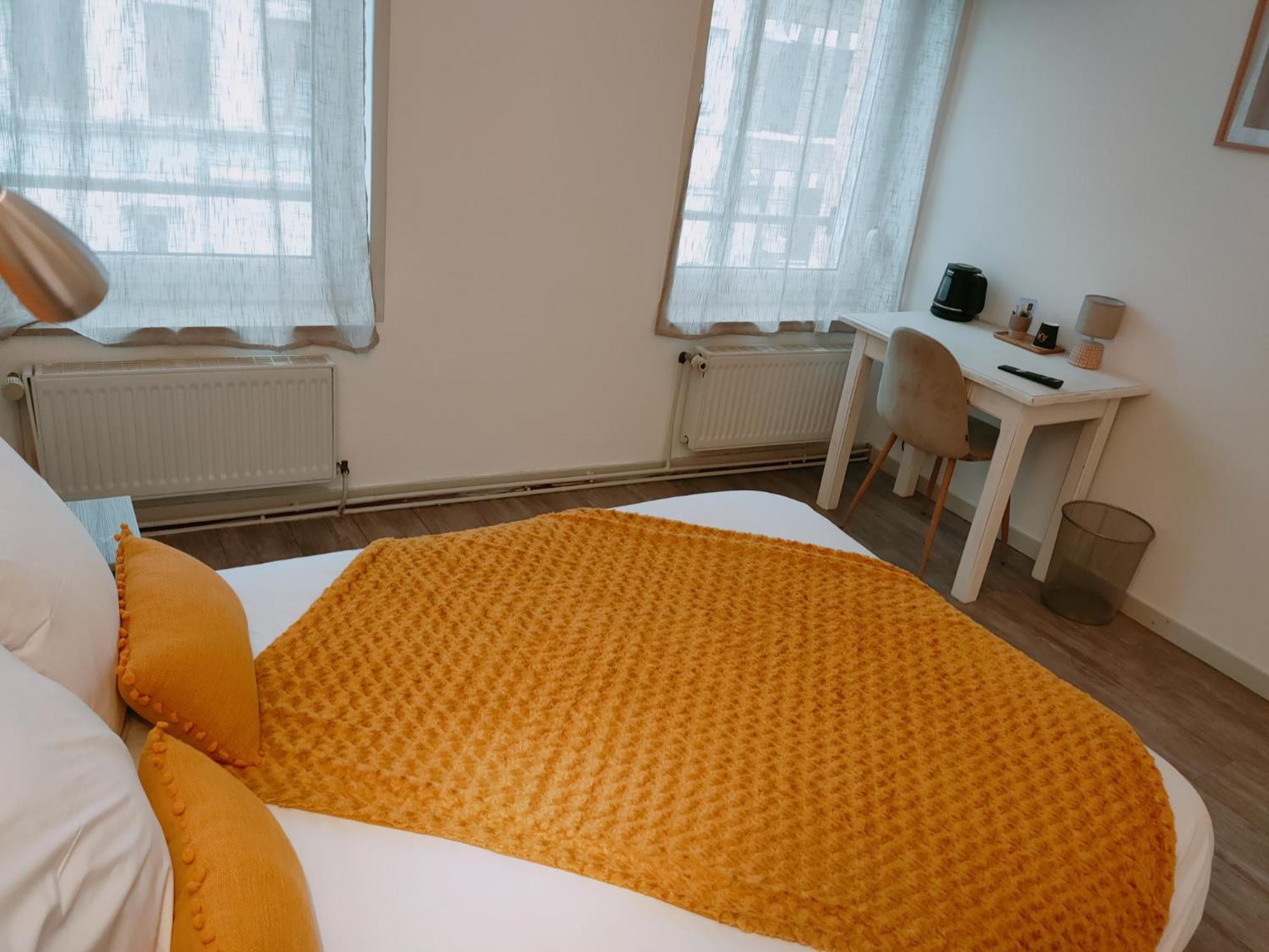 Le Royal Hotel Saint-Pol-sur-Ternoise Zewnętrze zdjęcie