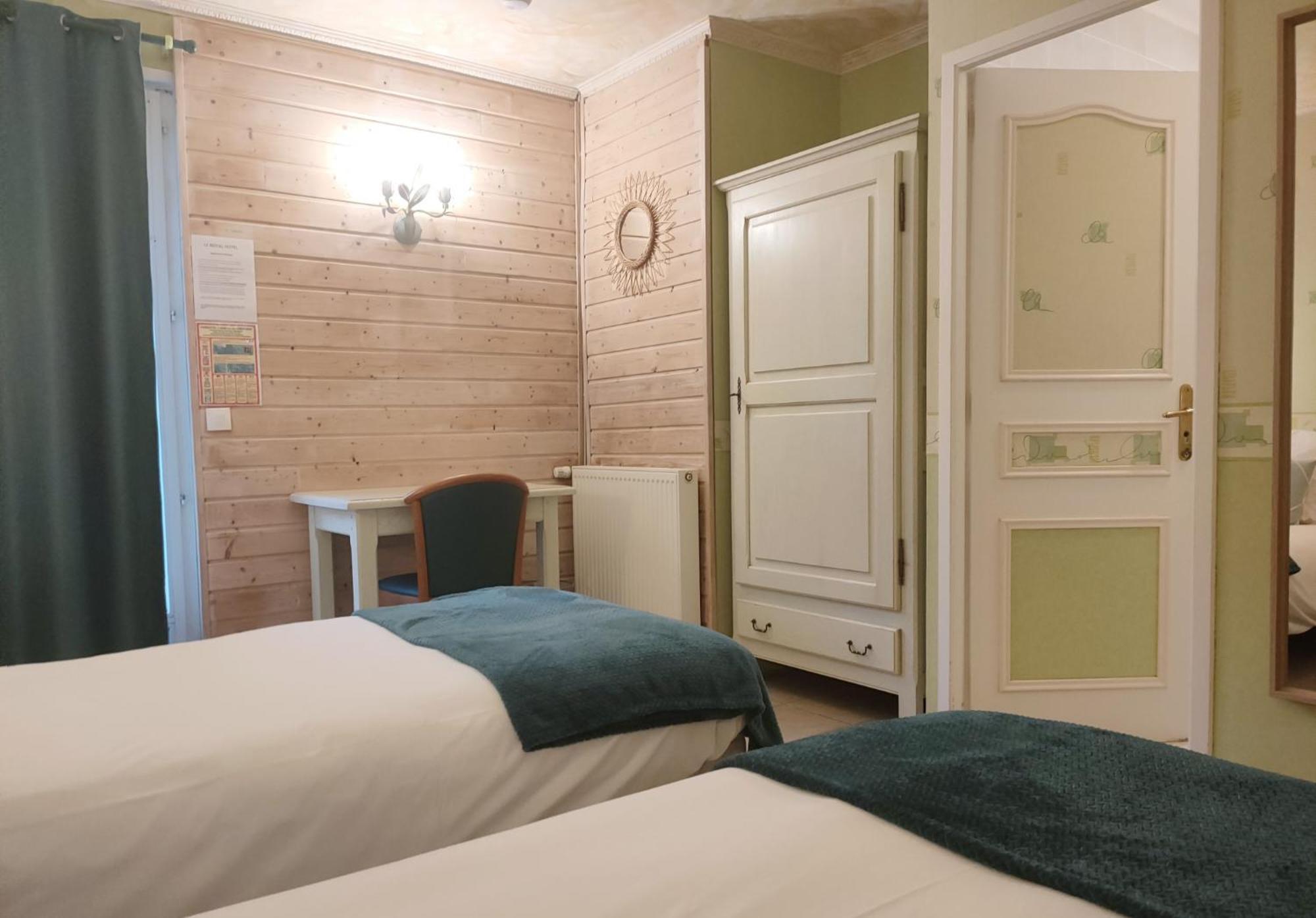 Le Royal Hotel Saint-Pol-sur-Ternoise Zewnętrze zdjęcie