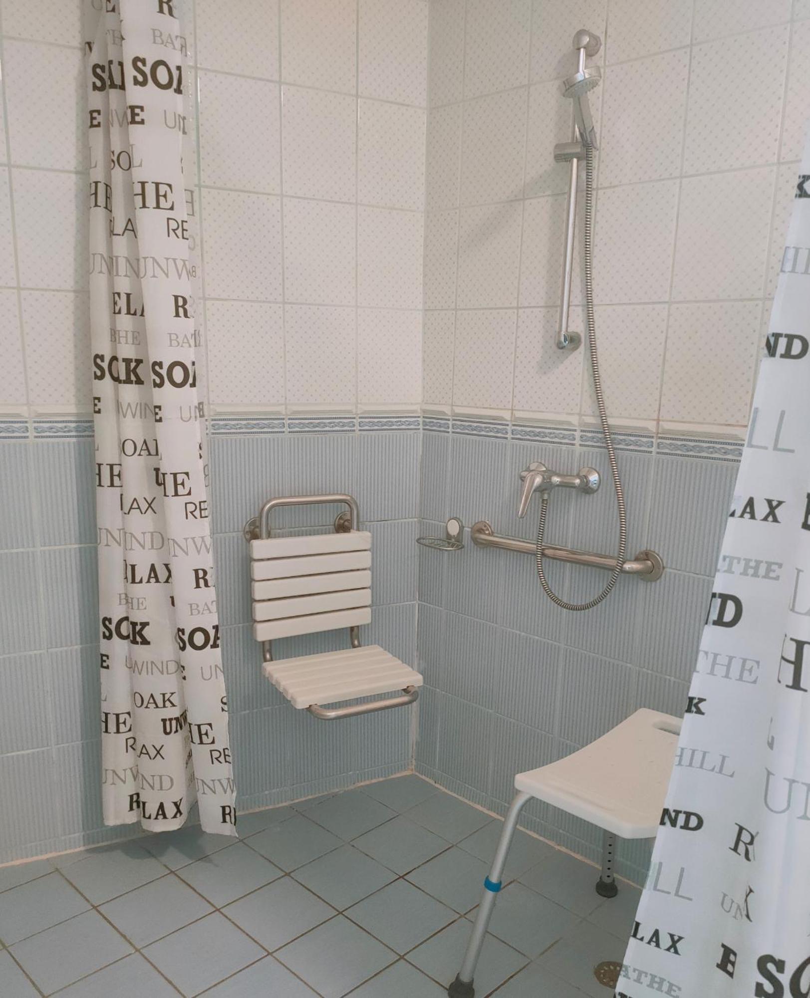 Le Royal Hotel Saint-Pol-sur-Ternoise Zewnętrze zdjęcie